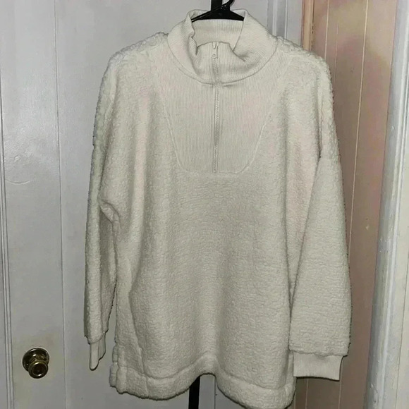 aerie Jackets & Blazers - Aerie pullover Sherpa